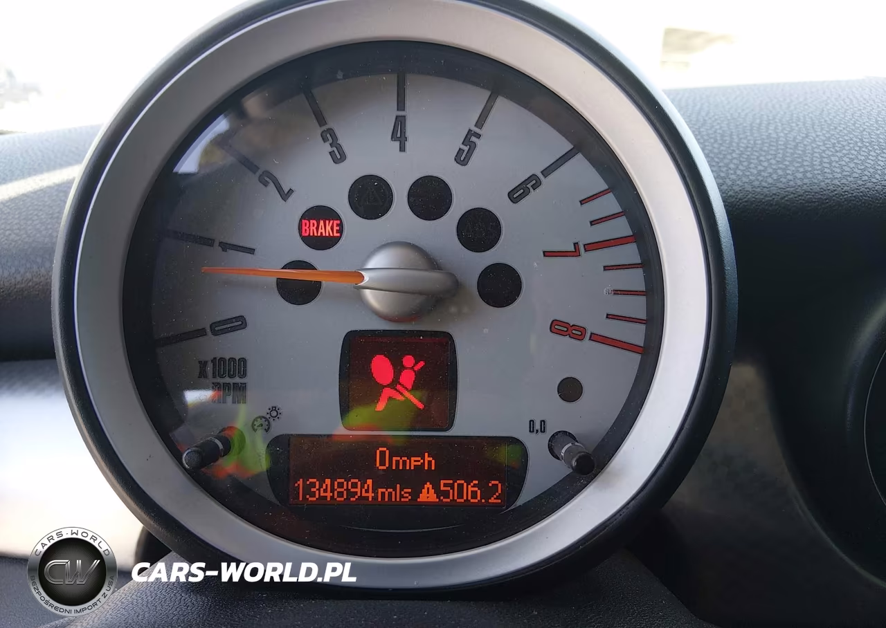 2008 Mini Cooper S Clubman VIN:WMWMM33588TP70887 - 7