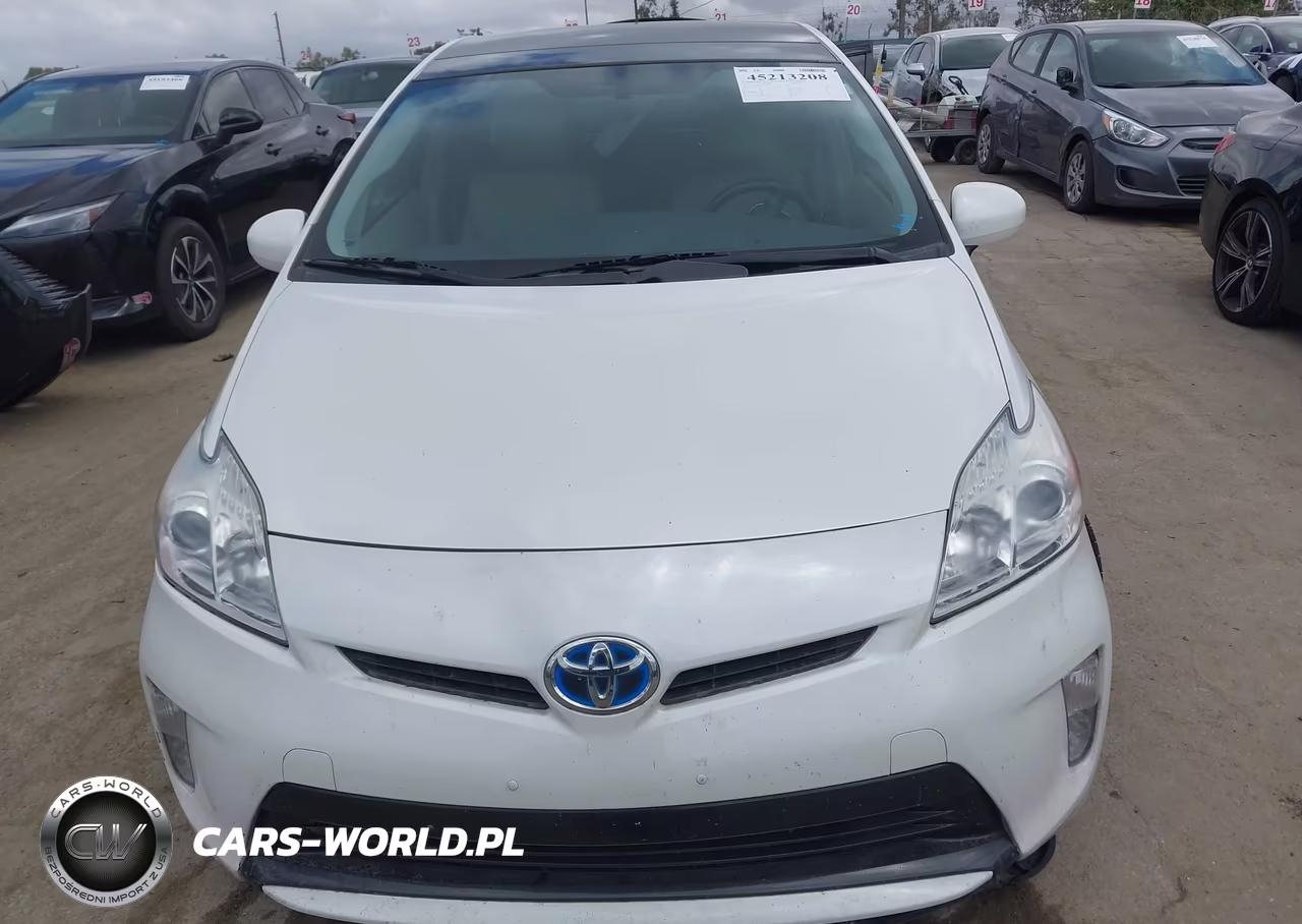 2013 Toyota Prius Four VIN:JTDKN3DU8D5632777 - 11