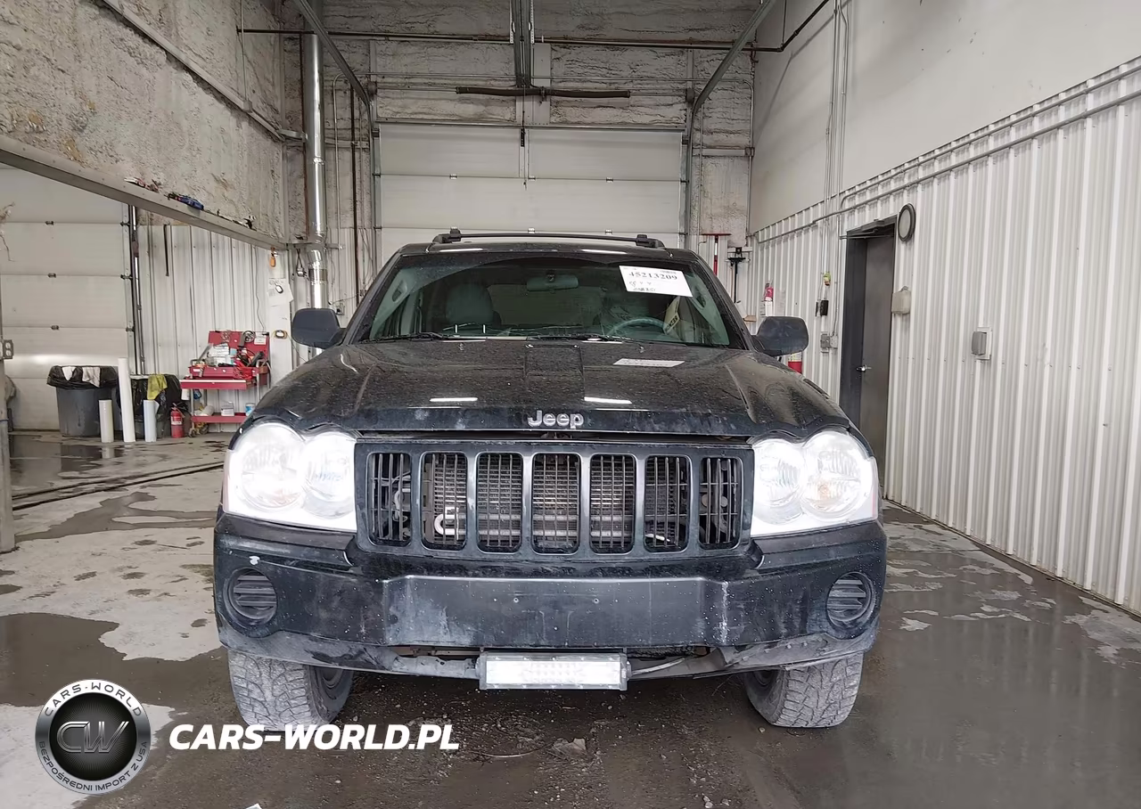 2007 Jeep Grand Cherokee Laredo VIN:1J8GR48K97C639691 - 12