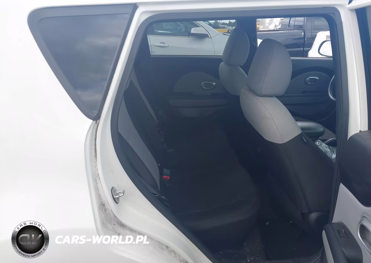 2015 Kia Soul VIN:KNDJN2A29F7804234 - 8