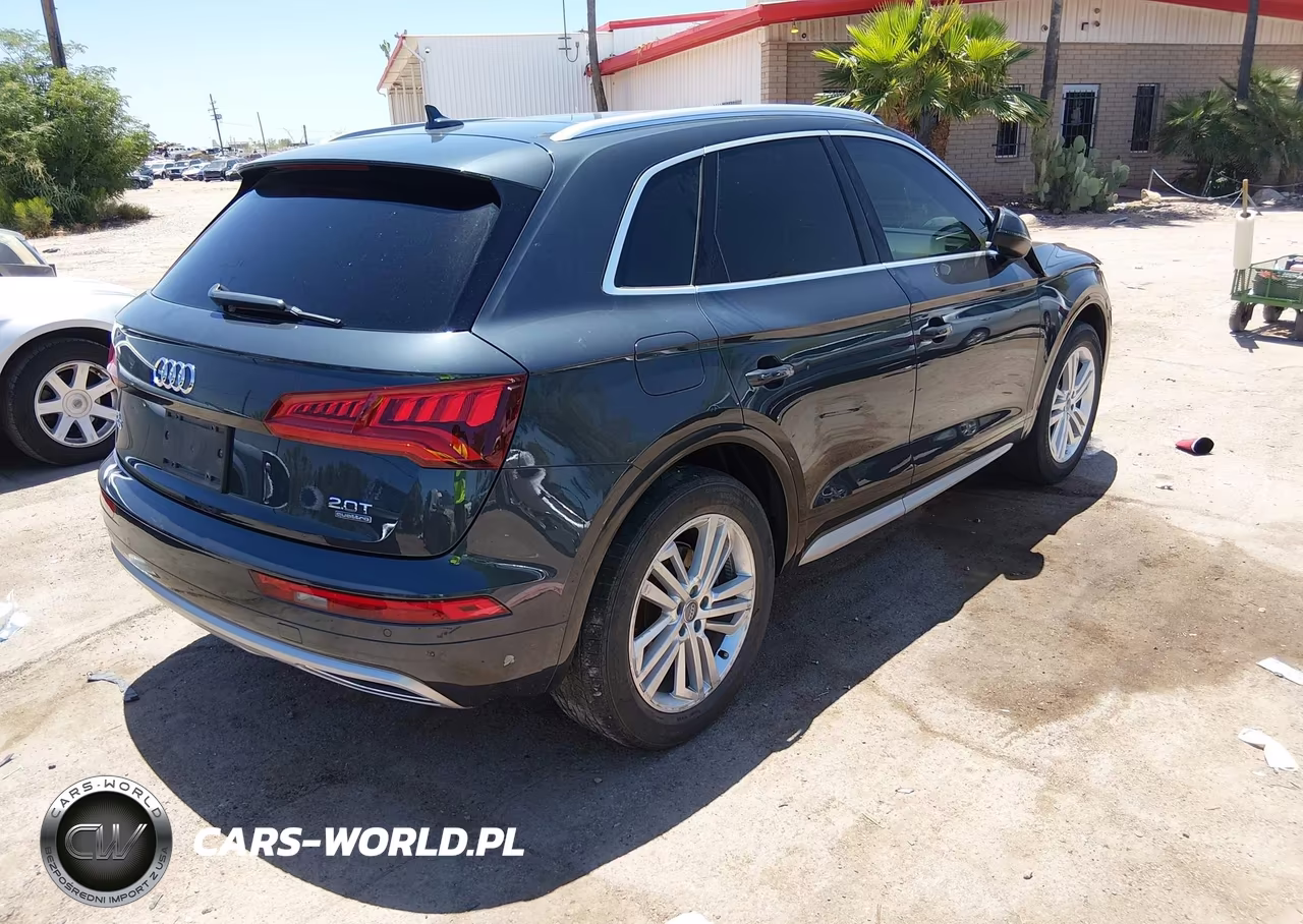 2018 Audi Q5 2.0T Premium-2.0T Tech Premium VIN:WA1BNAFY0J2142765 - 4