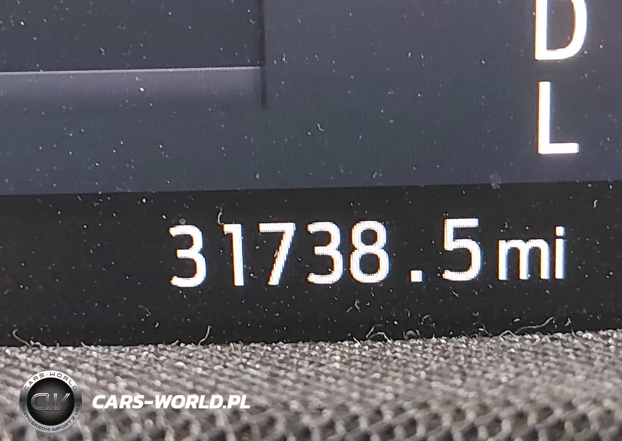 2022 Ford Mustang Mach-E Premium VIN:3FMTK3RM2NMA30437 - 16