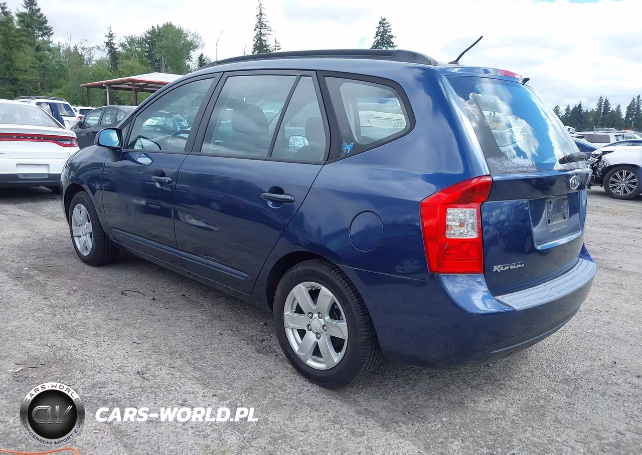 2008 Kia Rondo Lx VIN:KNAFG525X87174931 - 3