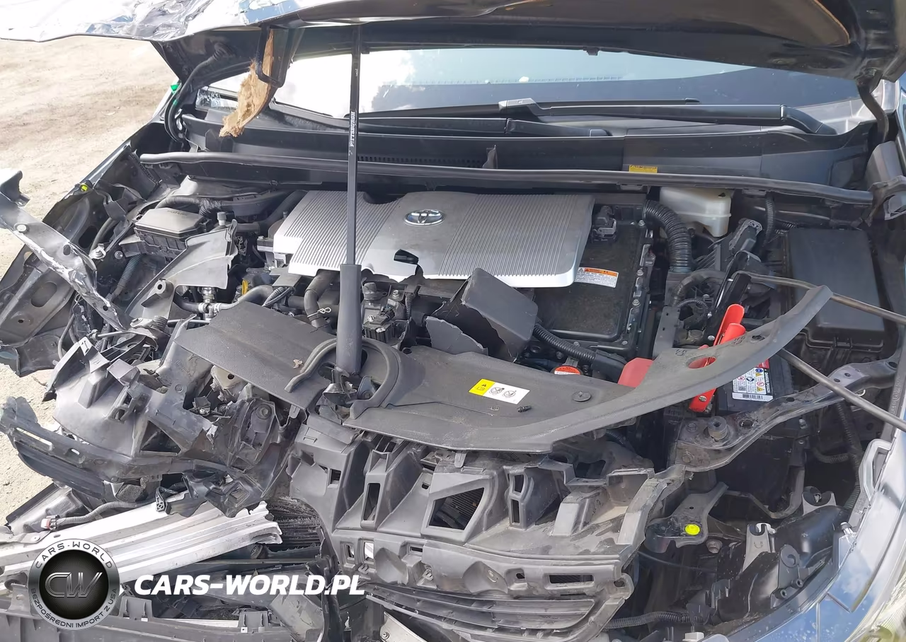2016 Toyota Prius Two VIN:JTDKBRFUXG3518708 - 10