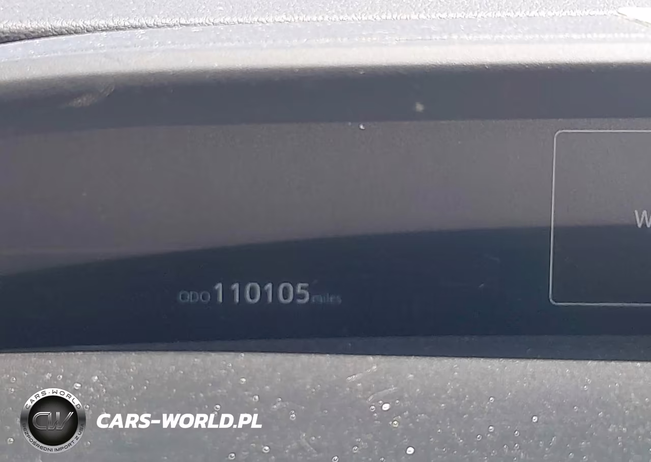2016 Toyota Prius Two VIN:JTDKBRFUXG3518708 - 15