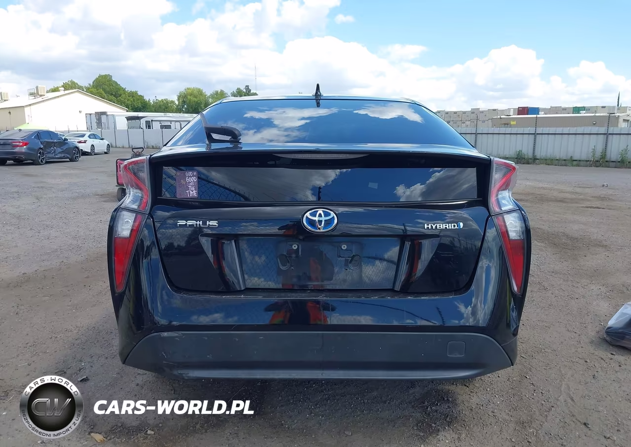 2016 Toyota Prius Two VIN:JTDKBRFUXG3518708 - 16