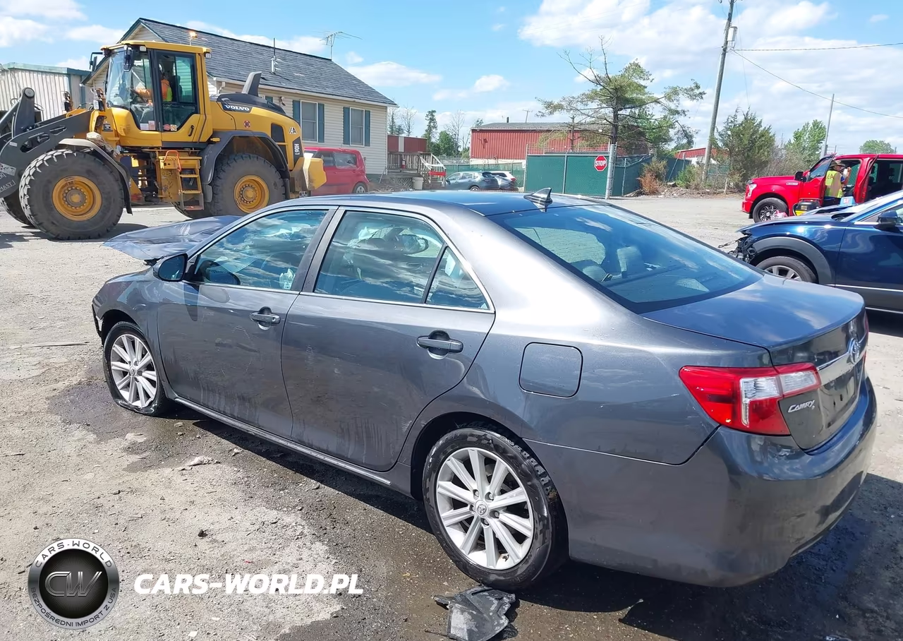 2012 Toyota Camry Xle VIN:4T1BF1FK4CU543222 - 3