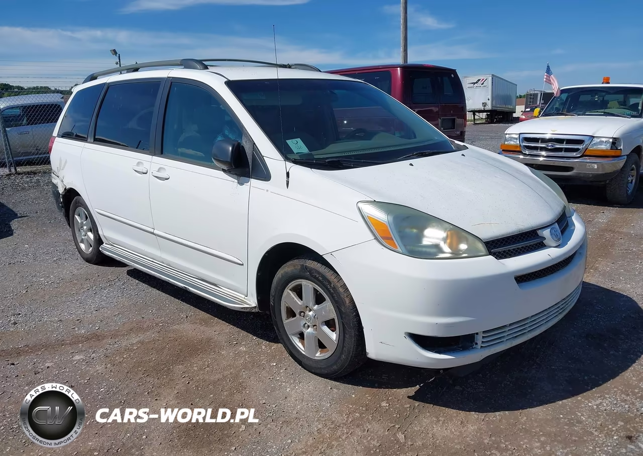 2004 Toyota Sienna Le