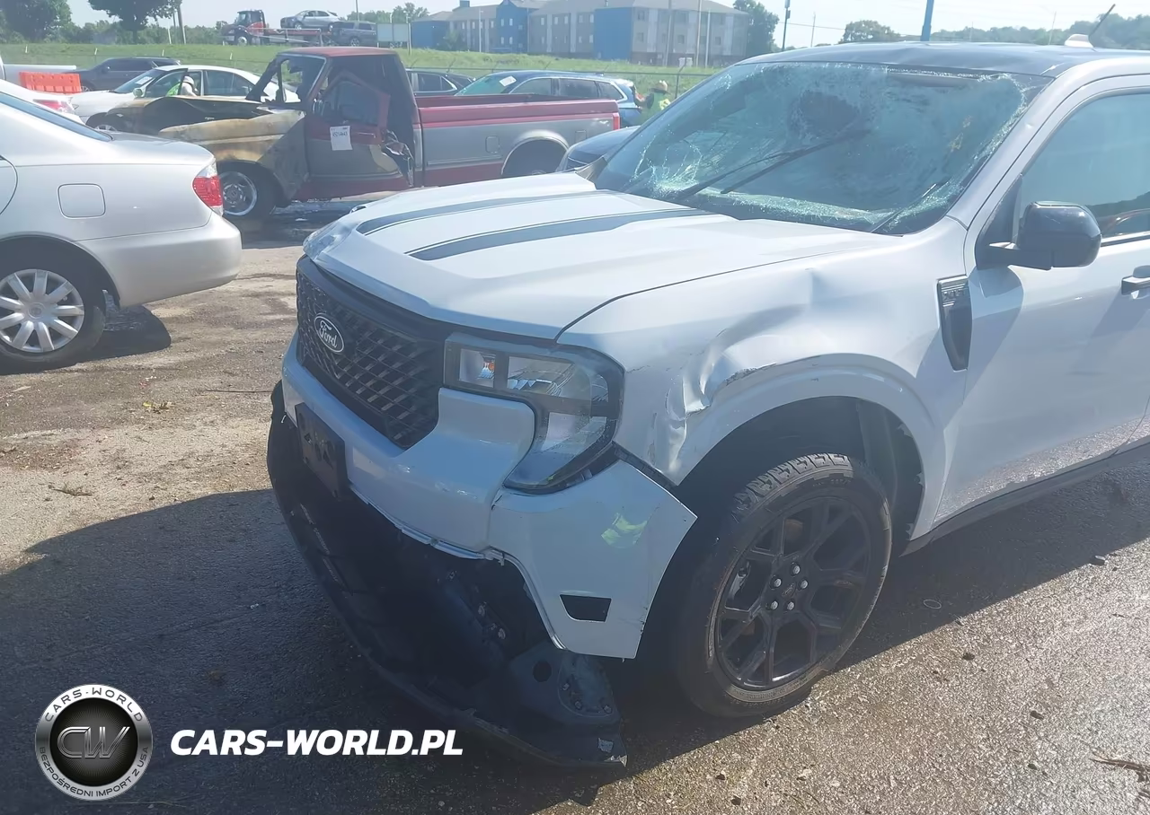 2025 Ford Maverick Xlt VIN:3FTTW8JA3SRB53606 - 12