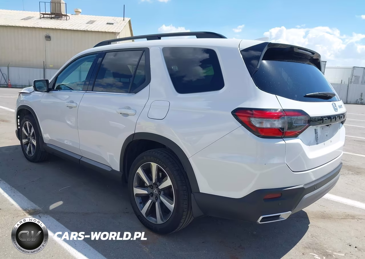2024 Honda Pilot Touring VIN:5FNYG2H79RB006700 - 3