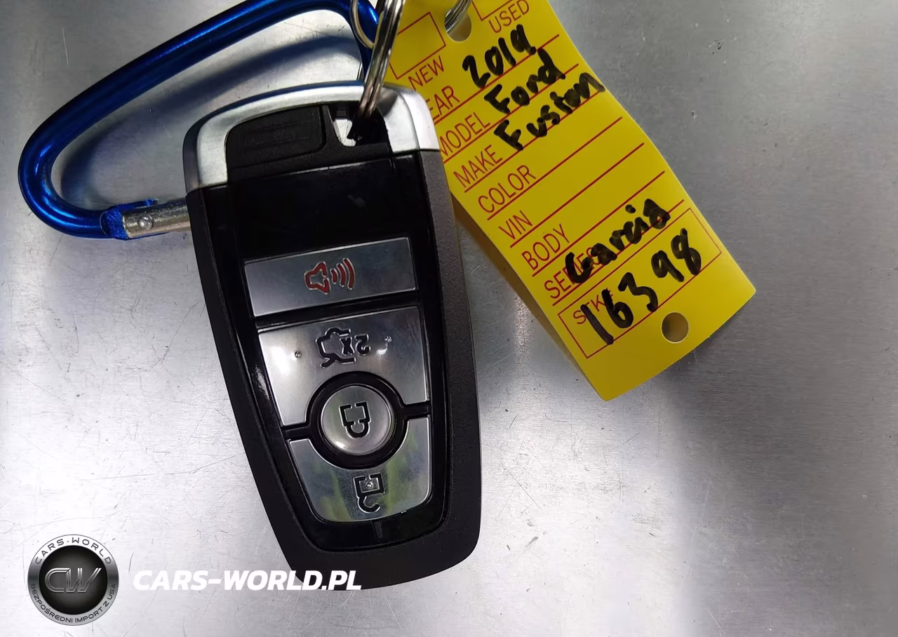 2019 Ford Fusion S VIN:3FA6P0G77KR284471 - 11
