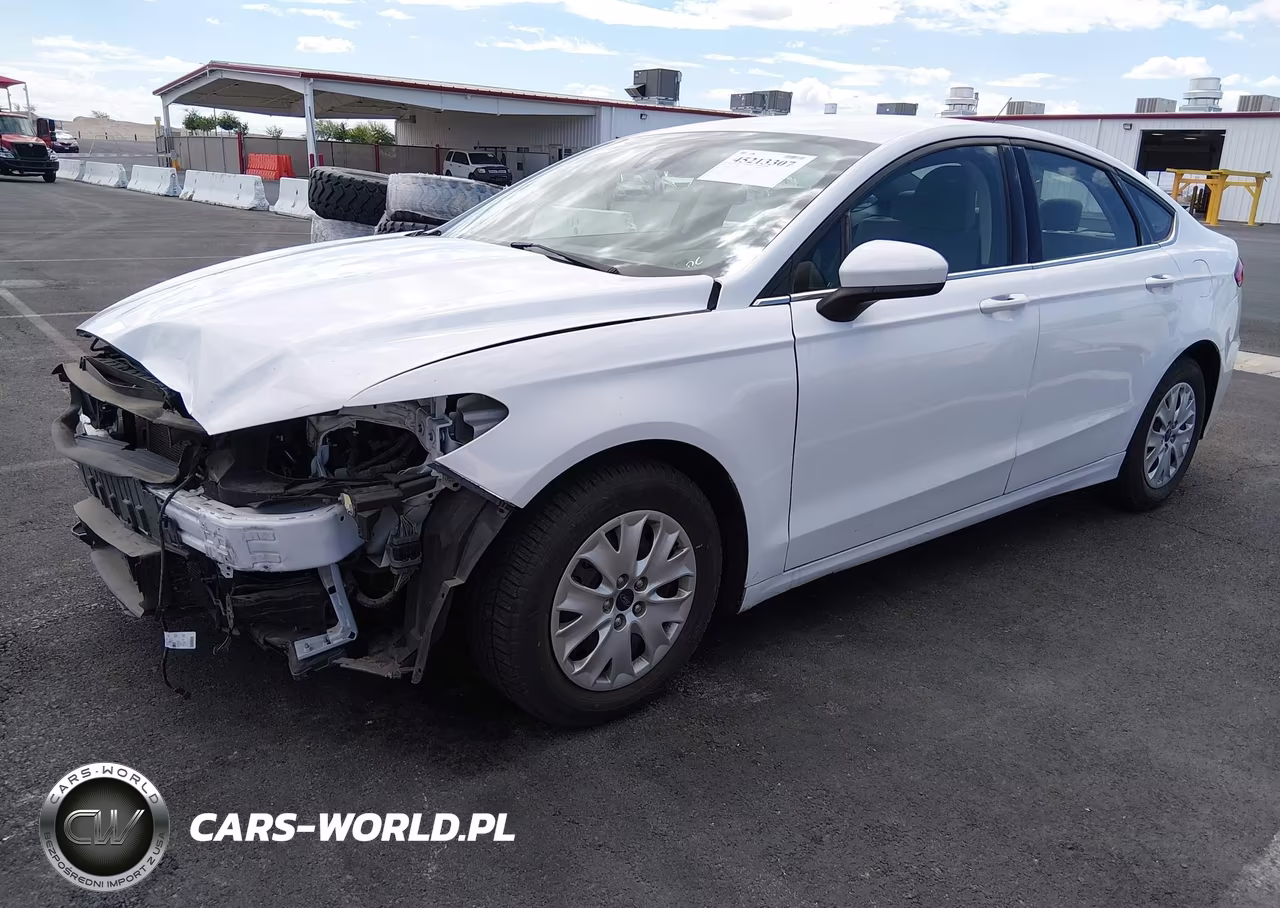 2019 Ford Fusion S VIN:3FA6P0G77KR284471 - 2