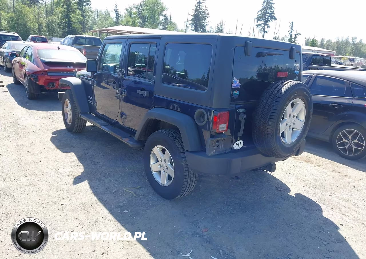 2013 Jeep Wrangler Unlimited Sport VIN:1C4HJWDG0DL623195 - 3