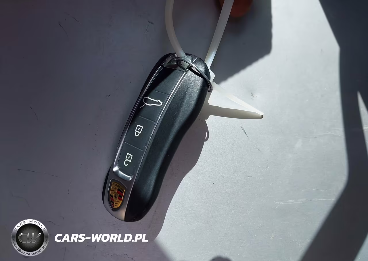 2025 Porsche Panamera 4 VIN:WP0AA2YA8SL001697 - 11