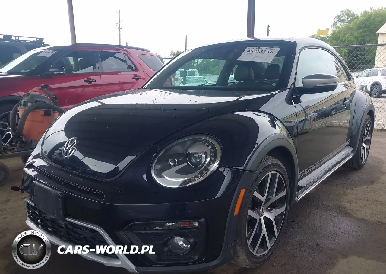 2018 Volkswagen Beetle 2.0T Dune VIN:3VWSD7AT7JM711866 - 2