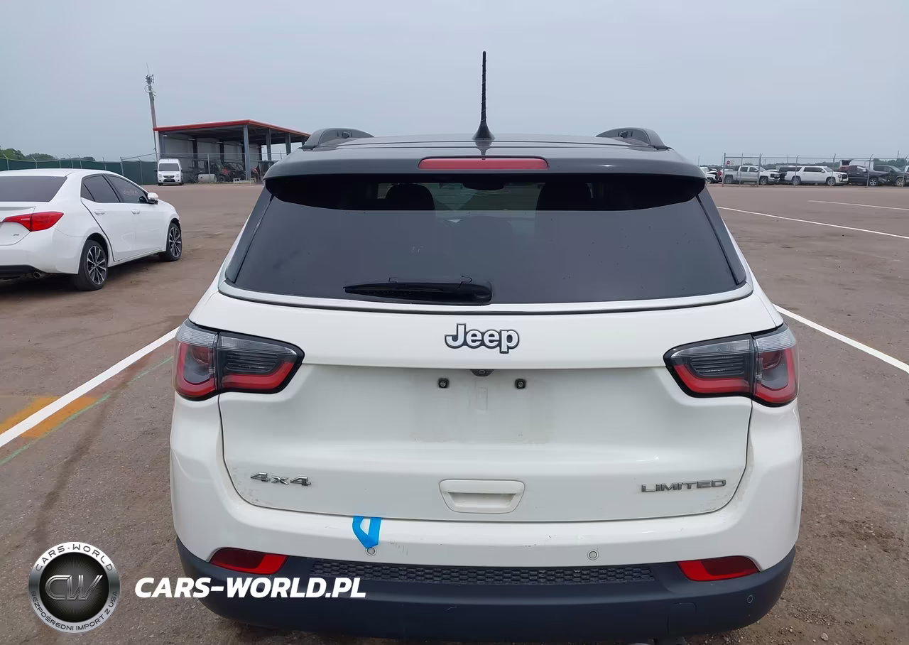 2018 Jeep Compass Limited 4X4 VIN:3C4NJDCB6JT246014 - 17