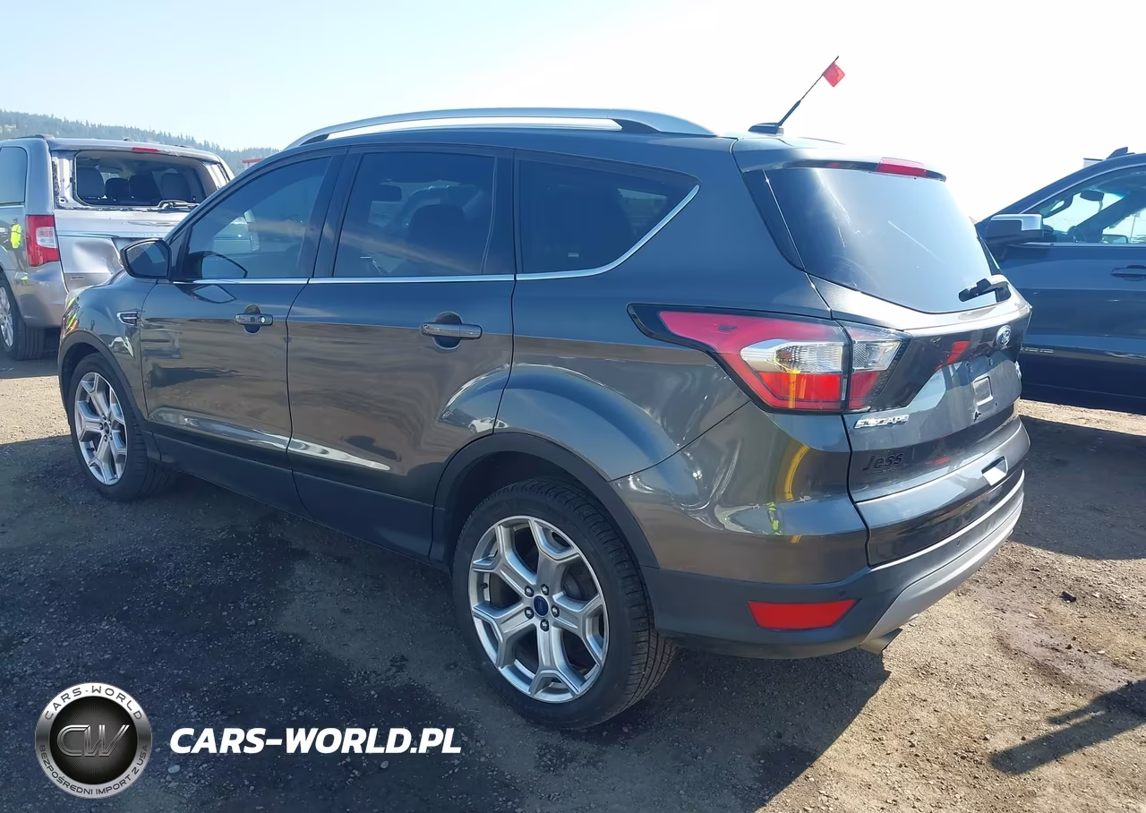 2017 Ford Escape Titanium VIN:1FMCU9JD4HUE55215 - 3