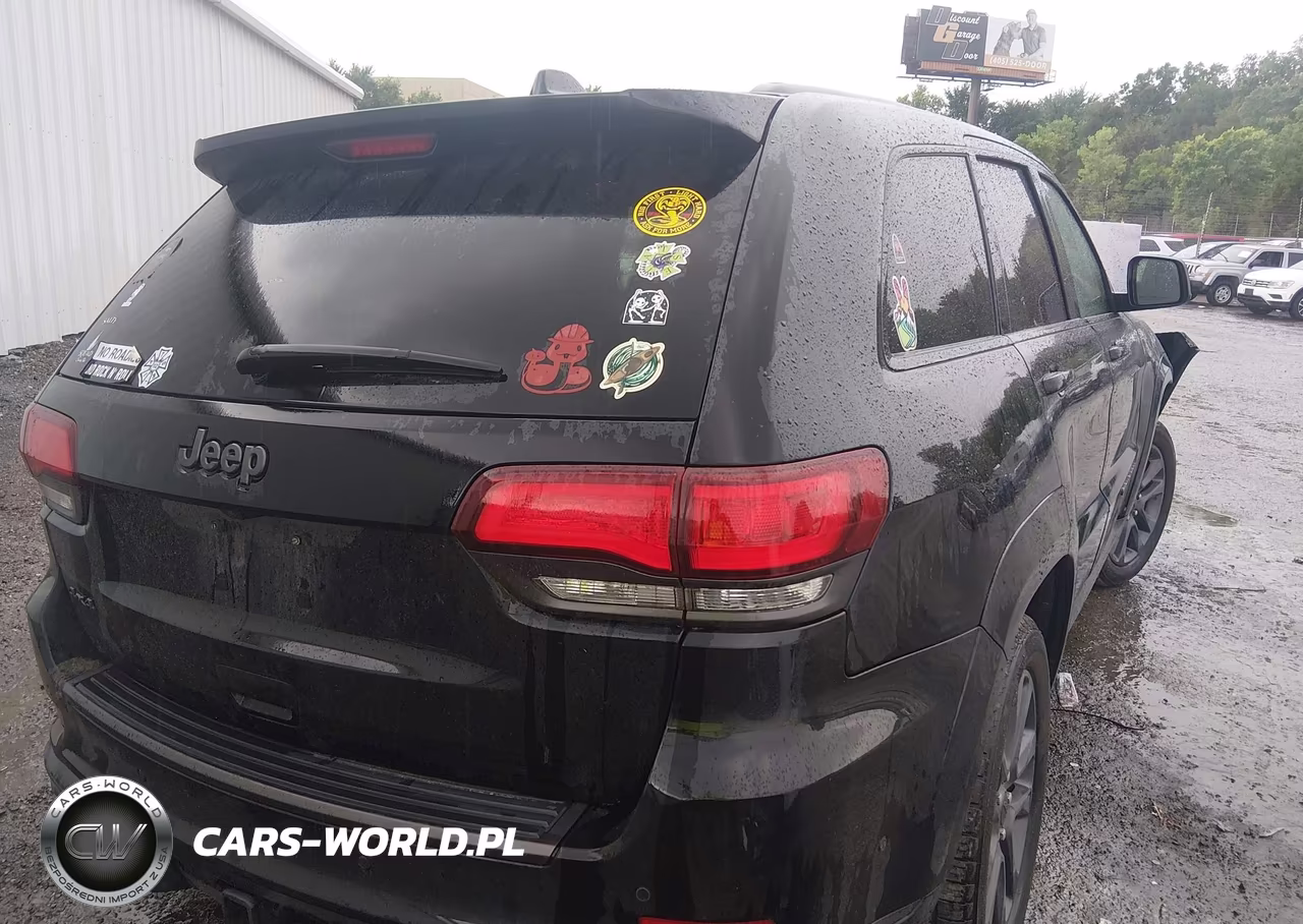 2019 Jeep Grand Cherokee High Altitude 4X4 VIN:1C4RJFCG2KC761372 - 4
