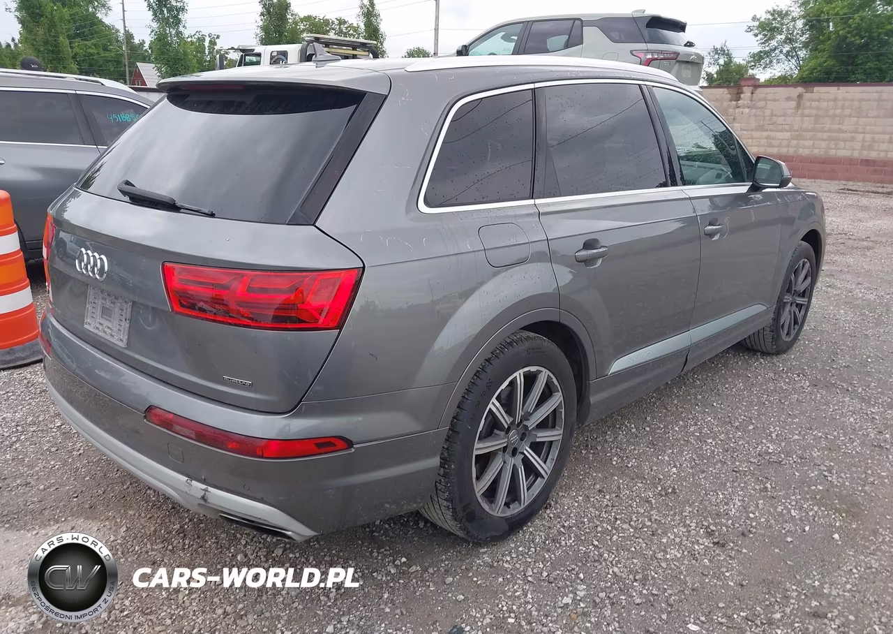 2018 Audi Q7 2.0T Premium VIN:WA1LHAF70JD004215 - 4