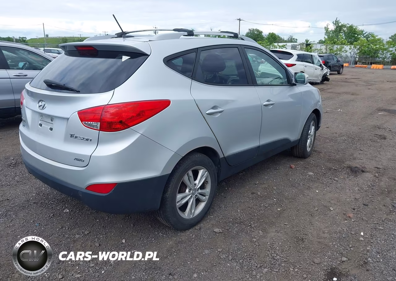 2012 Hyundai Tucson Gls VIN:KM8JUCAC3CU420556 - 4