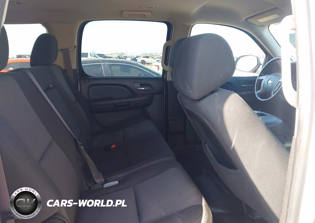 2014 Chevrolet Suburban 1500 Ls VIN:1GNSCHE03ER176641 - 8