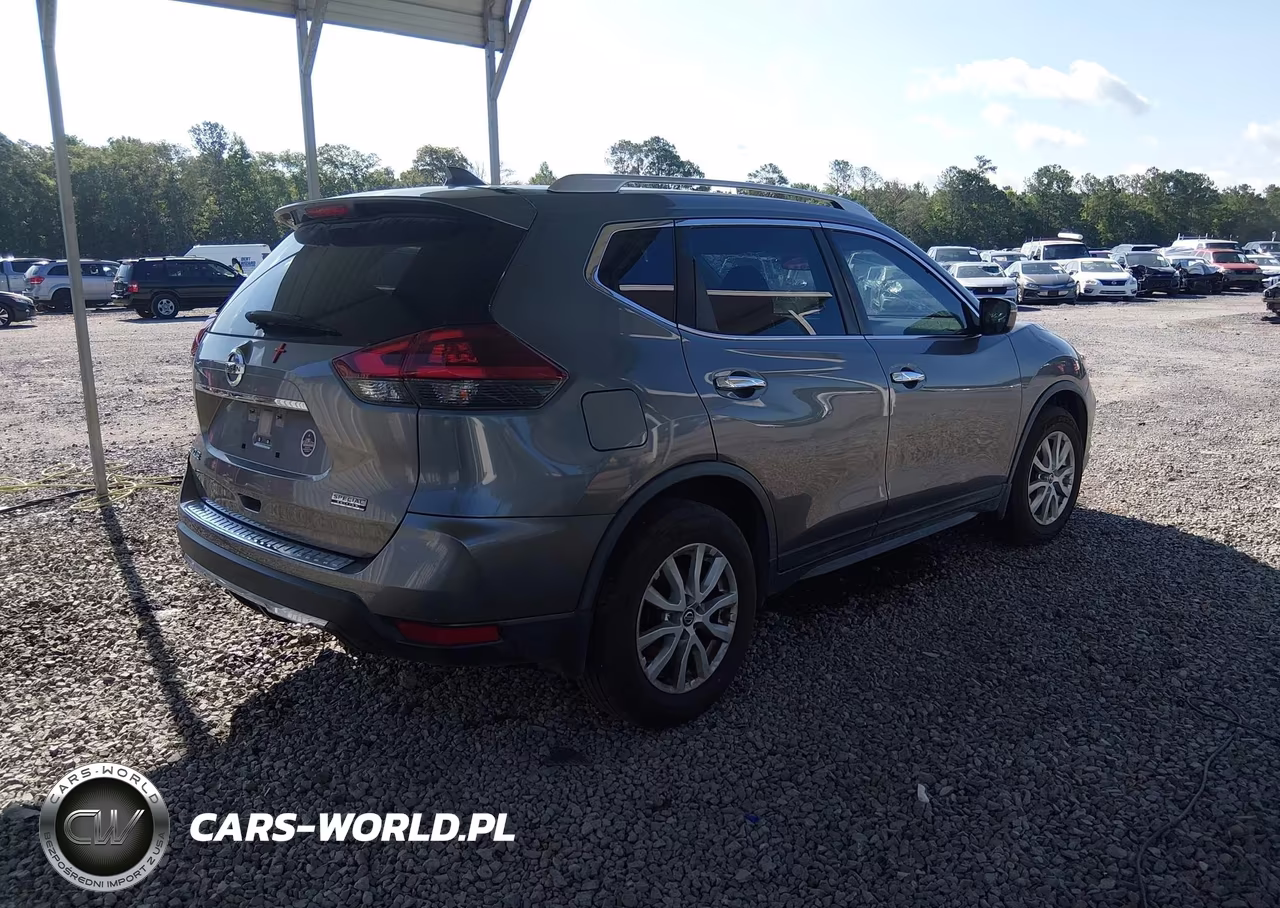 2019 Nissan Rogue S VIN:JN8AT2MT4KW253922 - 4