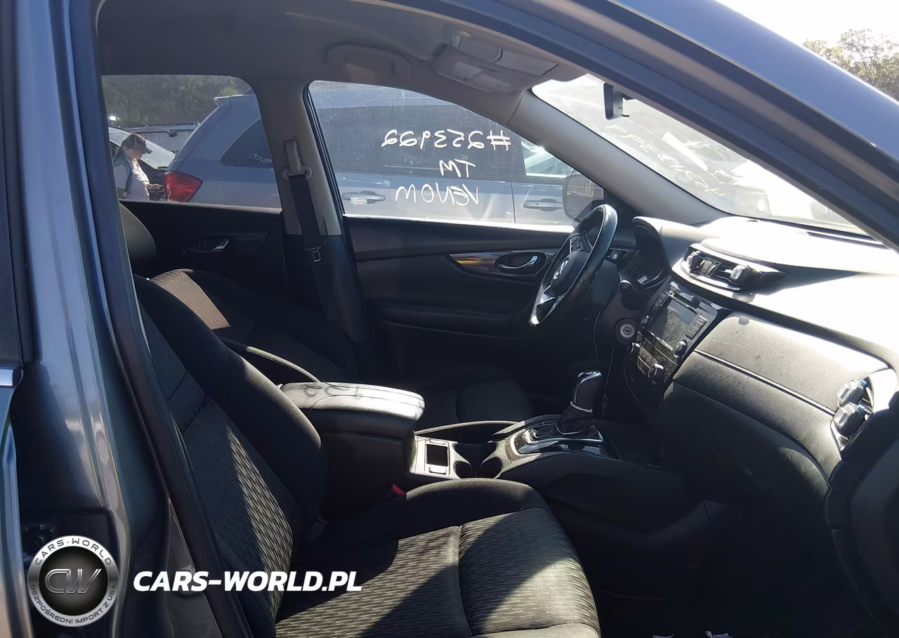 2019 Nissan Rogue S VIN:JN8AT2MT4KW253922 - 5