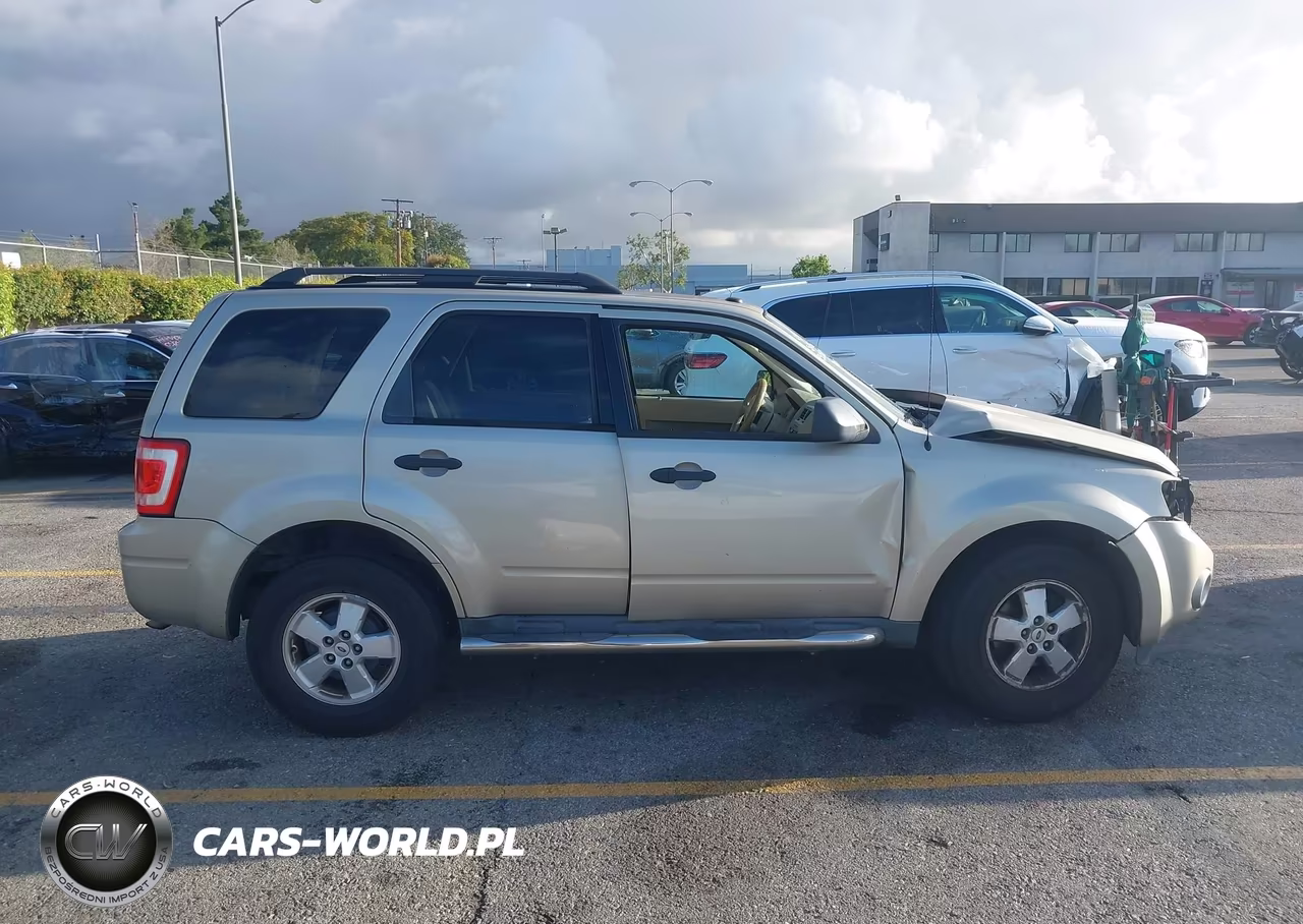 2012 Ford Escape Xlt VIN:1FMCU0DGXCKB57905 - 13
