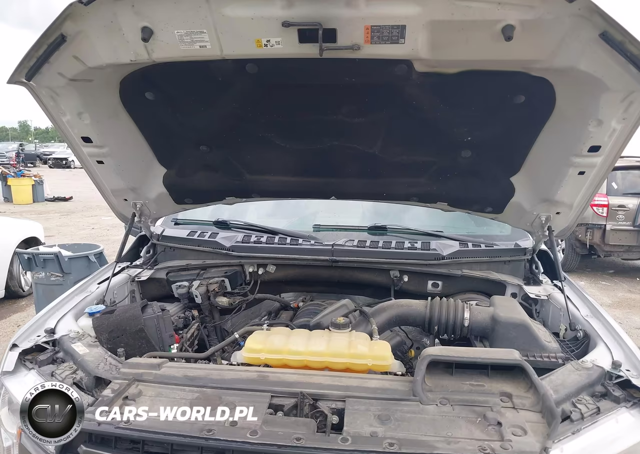 2020 Ford F-150 Xlt VIN:1FTEW1C58LFC17198 - 10