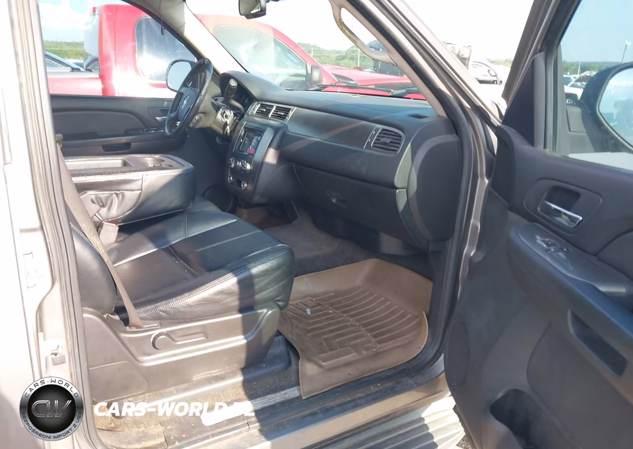 2007 Chevrolet Tahoe Ls VIN:1GNFC13J97R163223 - 5