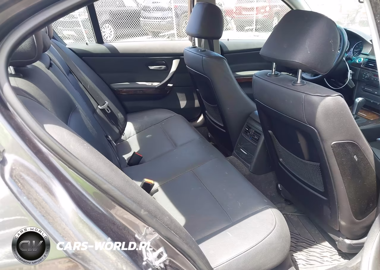 2006 BMW 325Xi VIN:WBAVD13516KV05918 - 8