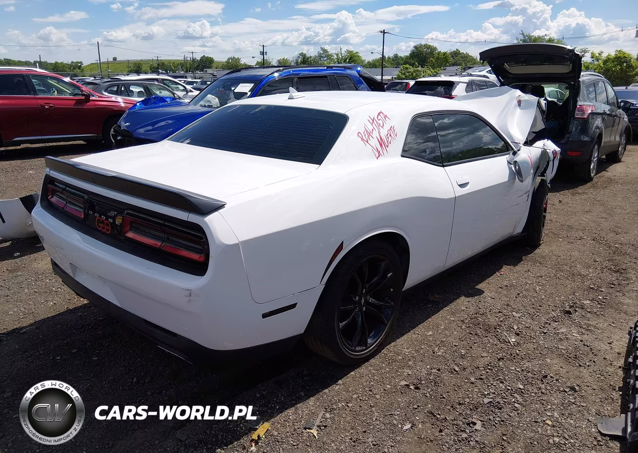 2017 Dodge Challenger Sxt Plus VIN:2C3CDZAG2HH509049 - 4