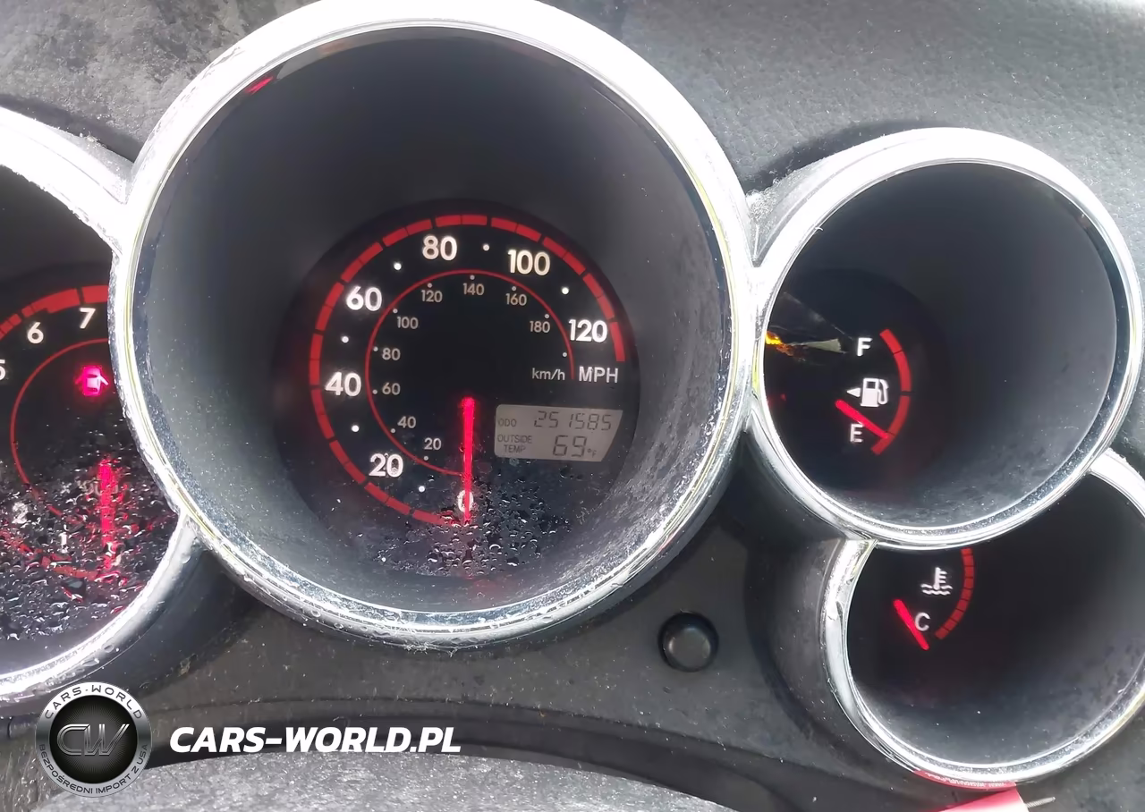 2007 Pontiac Vibe VIN:5Y2SL658X7Z412465 - 7