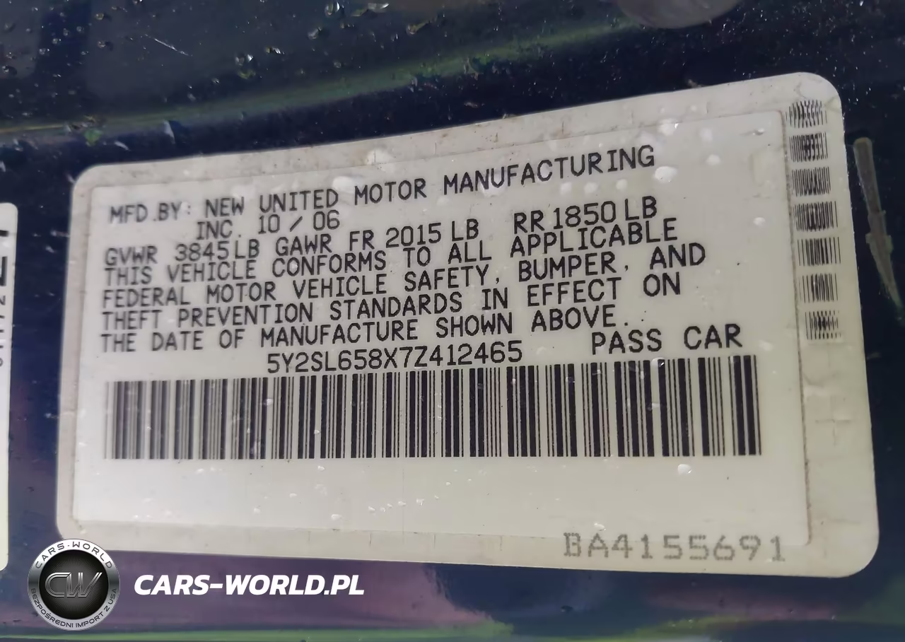 2007 Pontiac Vibe VIN:5Y2SL658X7Z412465 - 9