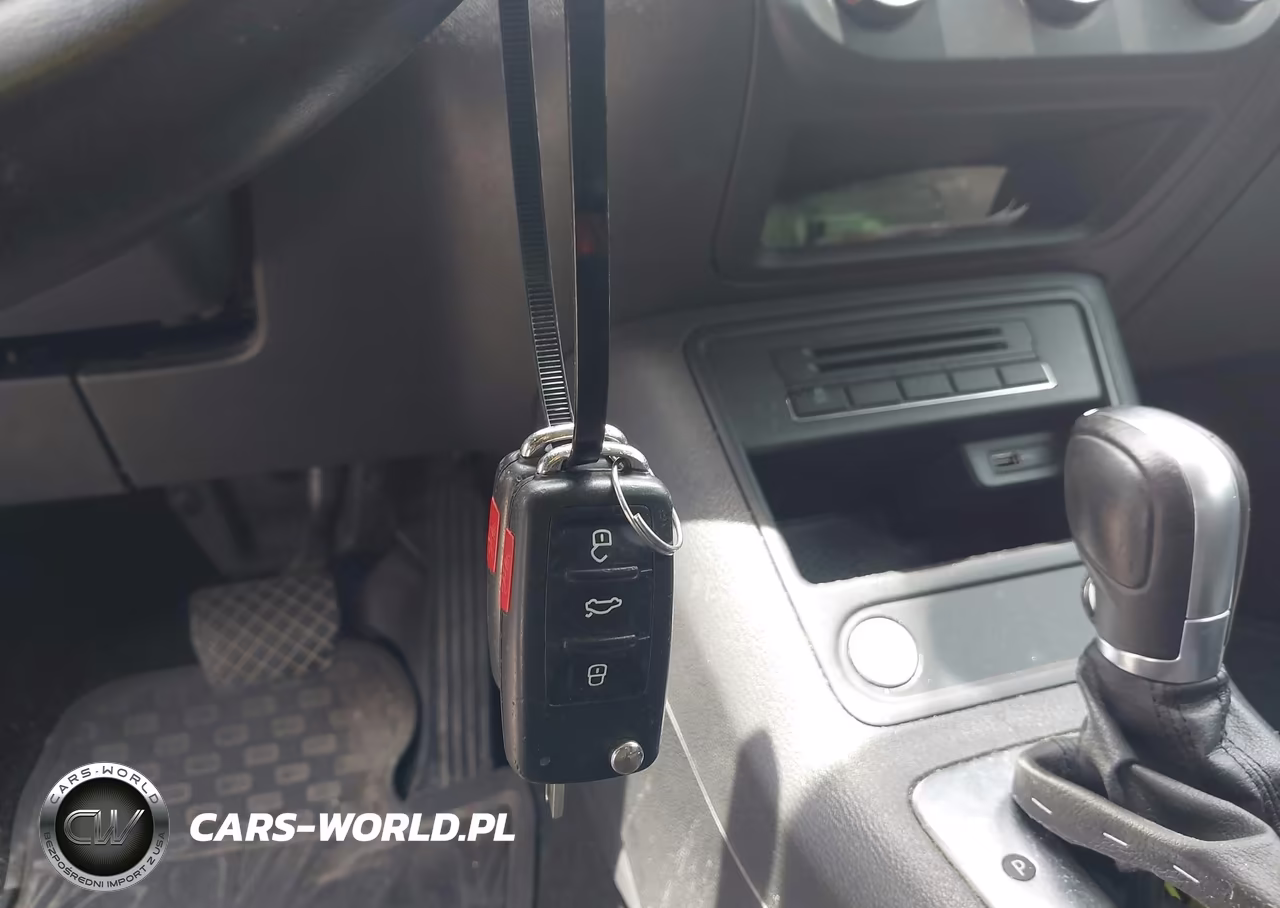 2016 Volkswagen Tiguan S VIN:WVGAV7AX4GW519940 - 11