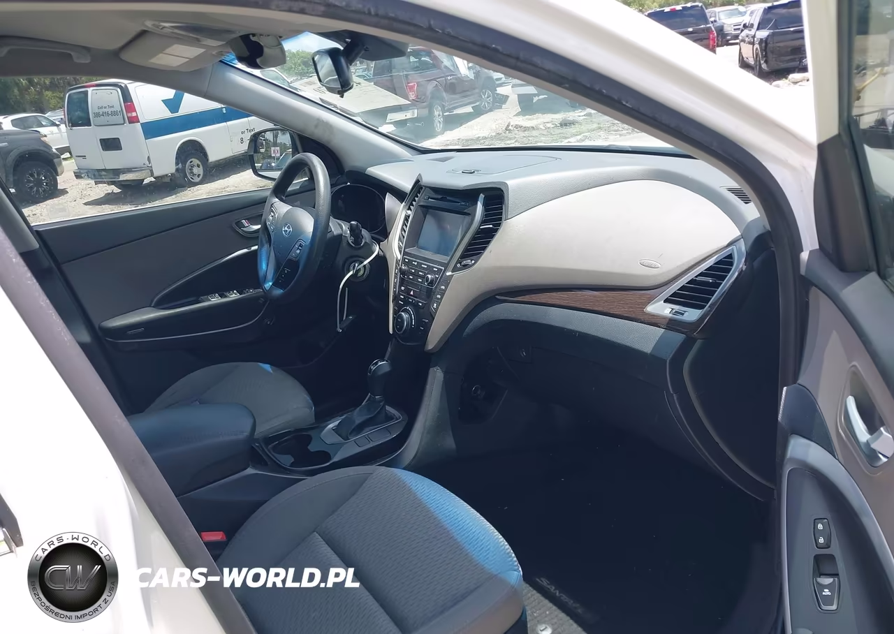 2017 Hyundai Santa Fe Se VIN:KM8SMDHF1HU178786 - 5