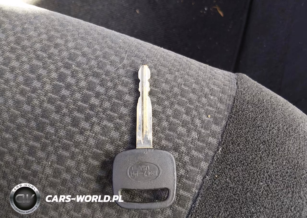 2003 Toyota Corolla S VIN:1NXBR32E63Z079899 - 11