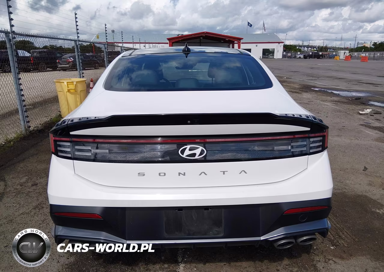 2024 Hyundai Sonata N Line VIN:KMHL54JC3RA411829 - 17