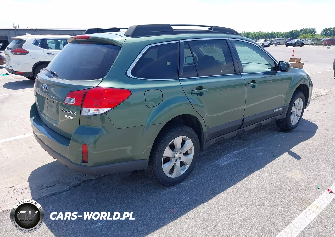 2012 Subaru Outback 2.5I Premium VIN:4S4BRBCC9C3255650 - 4
