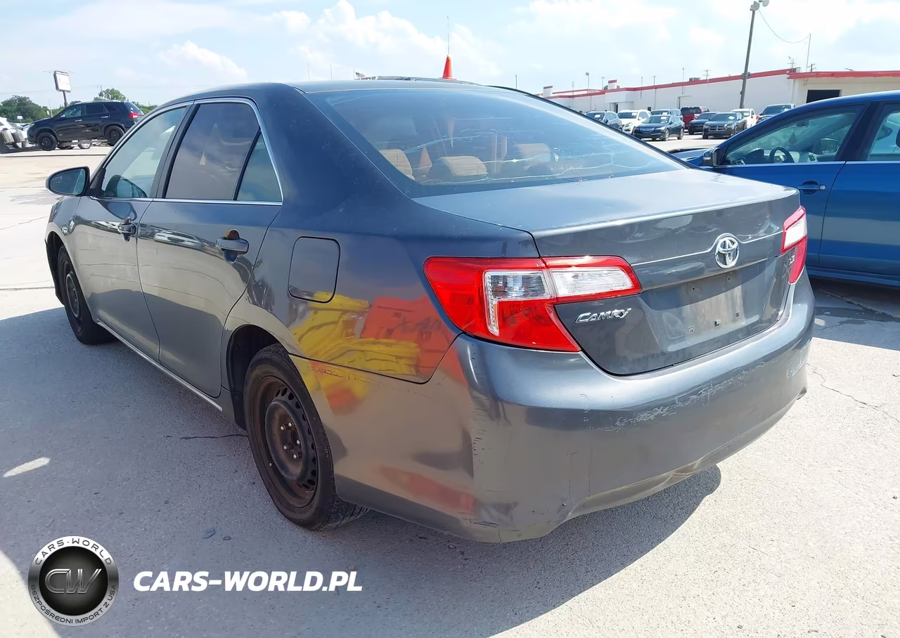 2012 Toyota Camry Le VIN:4T1BF1FK0CU070273 - 3