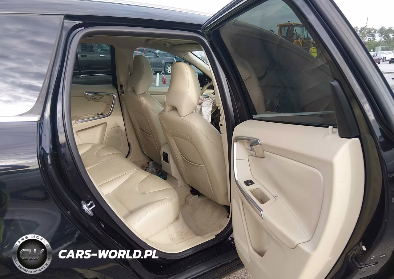 2016 Volvo Xc60 T5 Drive-E Premier VIN:YV440MDK0G2789363 - 8