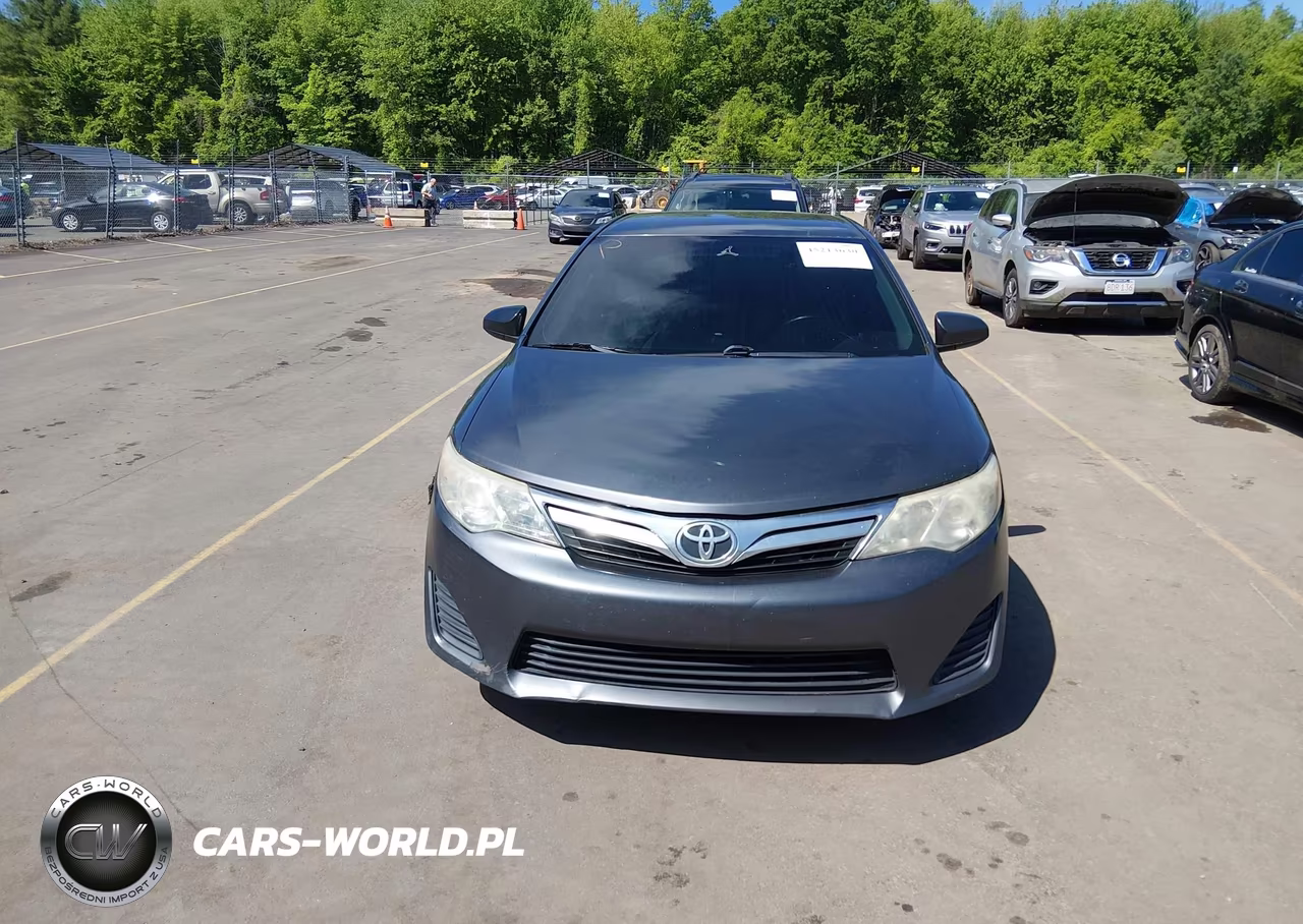 2013 Toyota Camry Le VIN:4T1BF1FK8DU651182 - 12