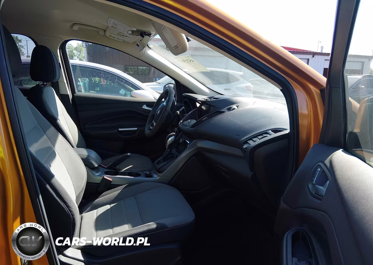 2016 Ford Escape Se VIN:1FMCU9GX4GUA28472 - 5