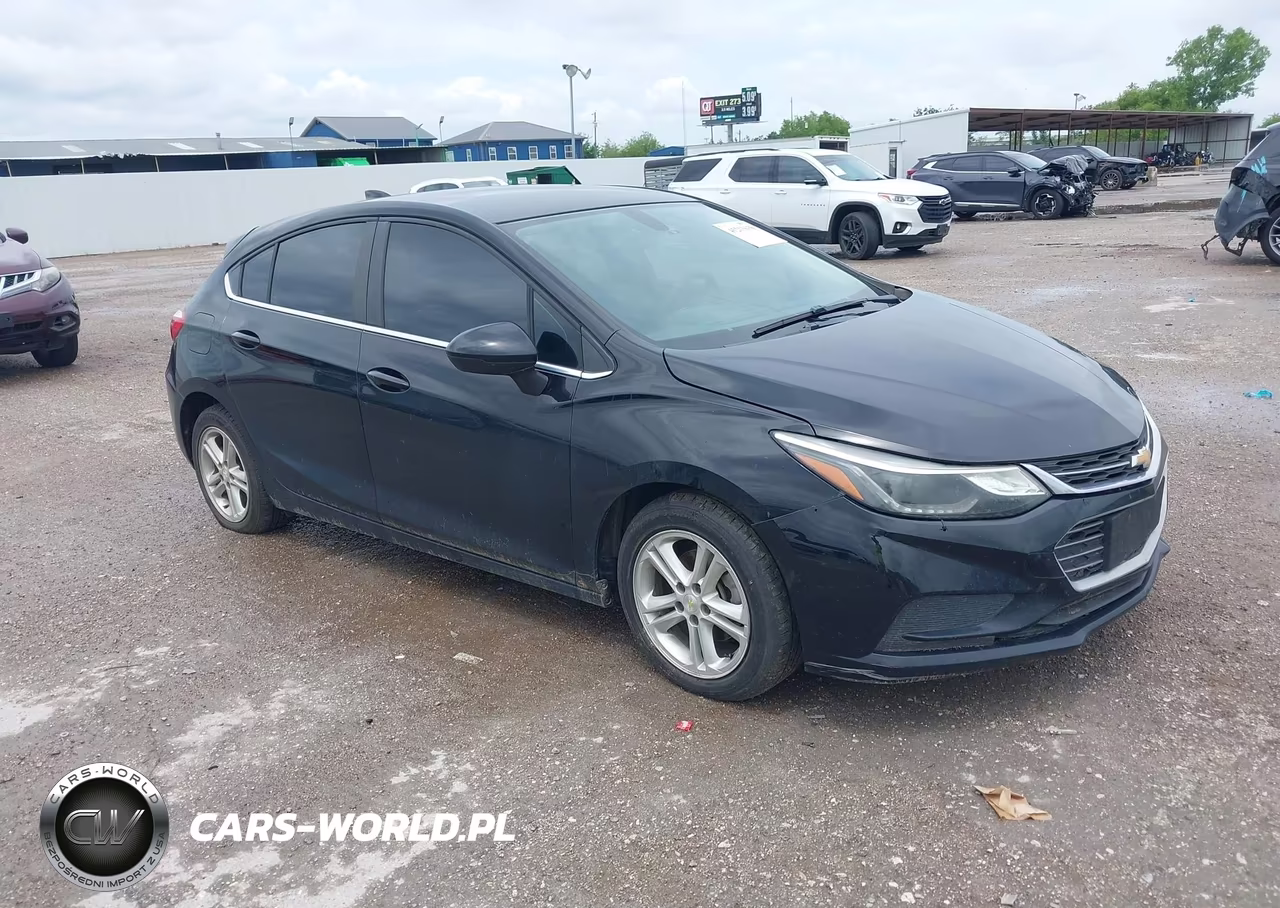 2017 Chevrolet Cruze Lt Auto – zdjęcie 1 z 17