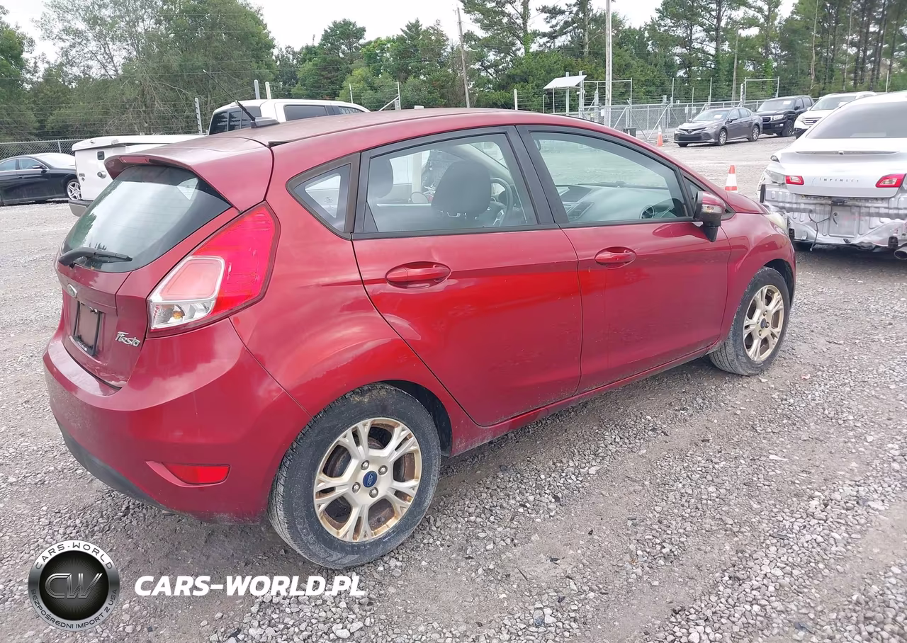 2014 Ford Fiesta Se VIN:3FADP4EJ2EM219557 - 4