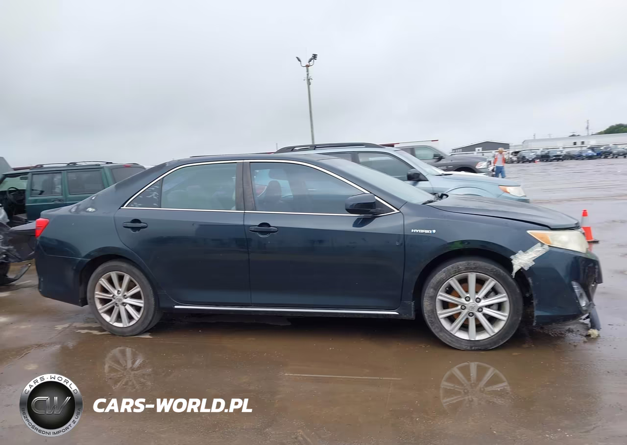 2014 Toyota Camry Hybrid Xle VIN:4T1BD1FK5EU130170 - 14