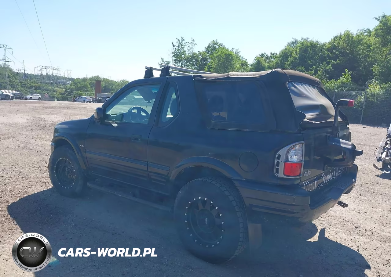 2001 Isuzu Rodeo Sport S 3.2L V6 Hard Top-S 3.2L V6 Soft Top VIN:4S2CM57WX14305173 - 3