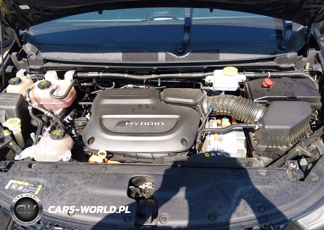 2021 Chrysler Pacifica Hybrid Limited VIN:2C4RC1S73MR544275 - 10