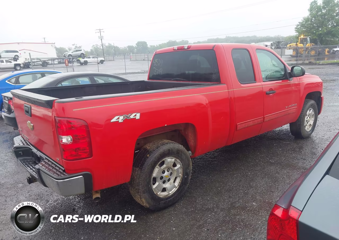 2010 Chevrolet Silverado 1500 Lt VIN:1GCSKSE33AZ203088 - 4