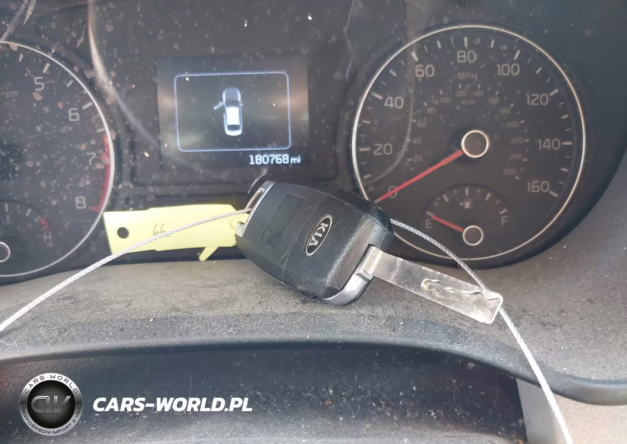2016 Kia Optima Lx VIN:KNAGT4L34G5119196 - 11